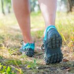 Günde ne kadar ve nasıl yürümelisiniz: sizi sağlıklı tutacak bir